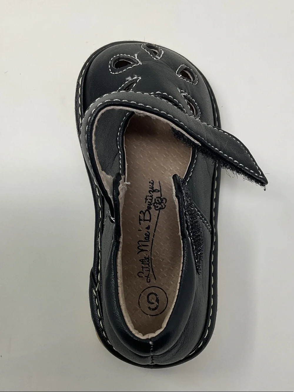 Black Leather Velcro Mary Jane Walker Shoes Baby Girl Toddler size 6 alligator 🐊